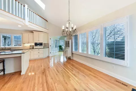 1045 Abbey Rd, Monroe, MI 48161 photo 5
