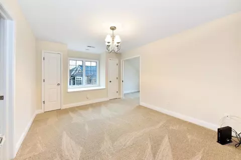 1045 Abbey Rd, Monroe, MI 48161 photo 18