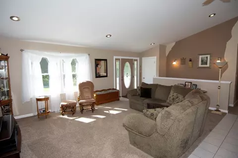 13123 Hadley Rd, Gregory, MI 48137 photo 4