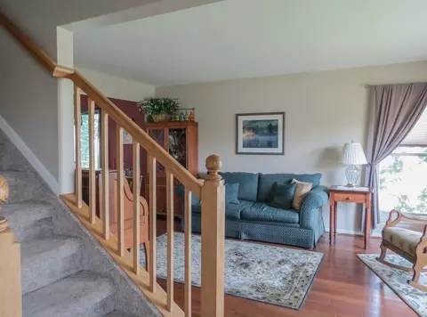 2190 Spring Ridge Dr, Ann Arbor, MI 48103 photo 4