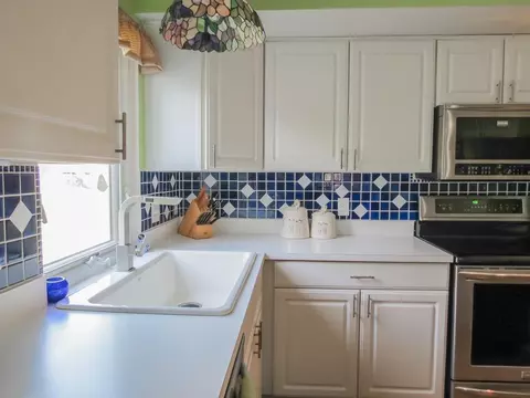 2190 Spring Ridge Dr, Ann Arbor, MI 48103 photo 13