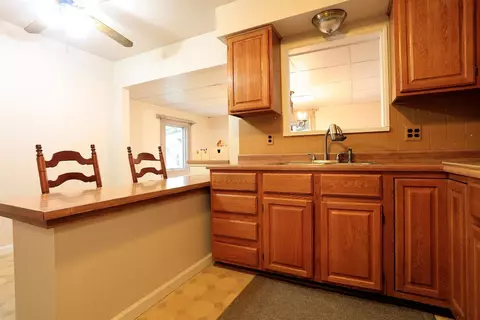 190 Circle Ct, Saline, MI 48176 photo 8