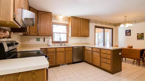 2745 Bent Tree Dr, Dexter, MI 48130 photo 16