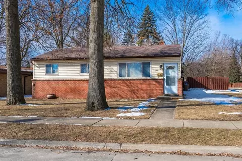 4908 Walker St, Wayne, MI 48184 photo 1