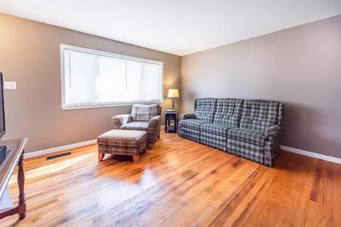 4908 Walker St, Wayne, MI 48184 photo 8