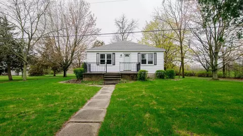 9470 Bunton Rd, Willis, MI 48191 photo 2