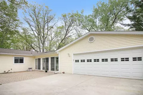 8750 Beechwood Dr, Gregory, MI 48137 photo 26