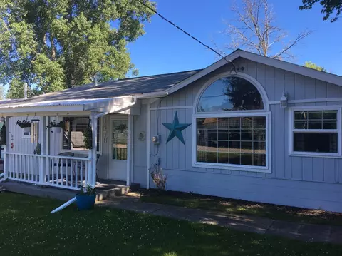 1478 Oak, Gladwin, MI 48624 photo 2
