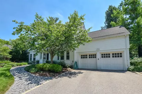 2122 Devonshire Rd, Ann Arbor, MI 48104 photo 63