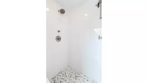 2122 Devonshire Rd, Ann Arbor, MI 48104 photo 35