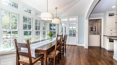 2122 Devonshire Rd, Ann Arbor, MI 48104 photo 18