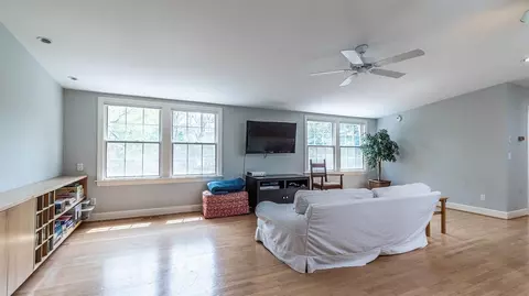 2122 Devonshire Rd, Ann Arbor, MI 48104 photo 48