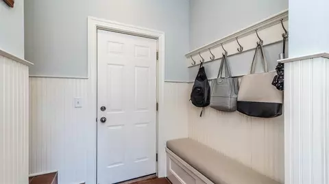 2122 Devonshire Rd, Ann Arbor, MI 48104 photo 28