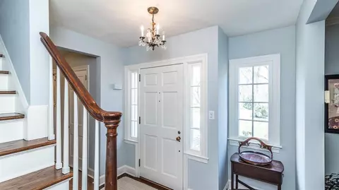 2122 Devonshire Rd, Ann Arbor, MI 48104 photo 3