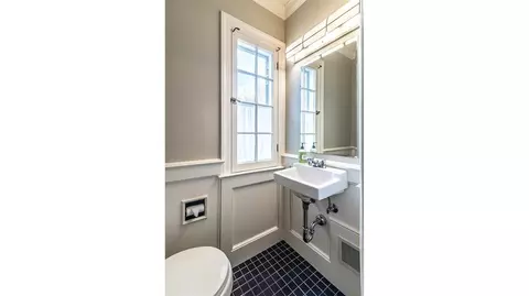 2122 Devonshire Rd, Ann Arbor, MI 48104 photo 25