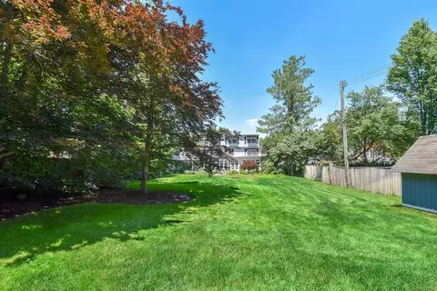 2122 Devonshire Rd, Ann Arbor, MI 48104 photo 62