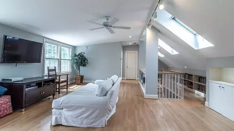 2122 Devonshire Rd, Ann Arbor, MI 48104 photo 47