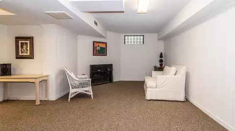 2122 Devonshire Rd, Ann Arbor, MI 48104 photo 51