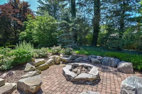 2122 Devonshire Rd, Ann Arbor, MI 48104 photo 55