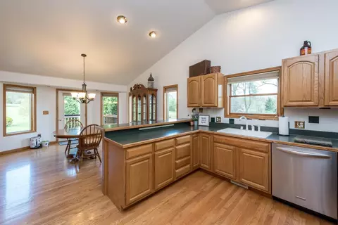 7569 Napoleon Rd, Jackson, MI 49201 photo 17