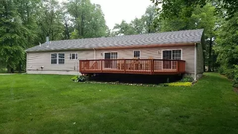 23255 Bohn Rd, Belleville, MI 48111 photo 2