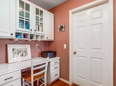 2891 Silver Spring Dr, Ann Arbor, MI 48103 photo 16
