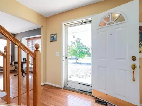 2891 Silver Spring Dr, Ann Arbor, MI 48103 photo 2