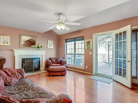 2891 Silver Spring Dr, Ann Arbor, MI 48103 photo 18