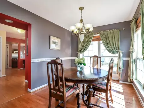 2891 Silver Spring Dr, Ann Arbor, MI 48103 photo 9
