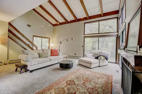 8032 Donovan Rd, Dexter, MI 48130 photo 3