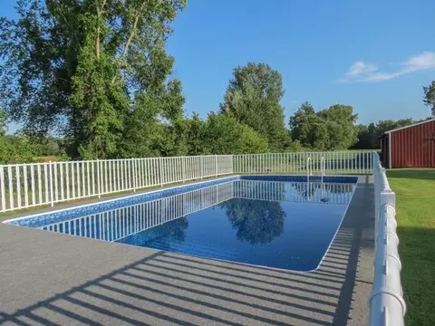 8286 Liss Rd, Willis, MI 48191 photo 11