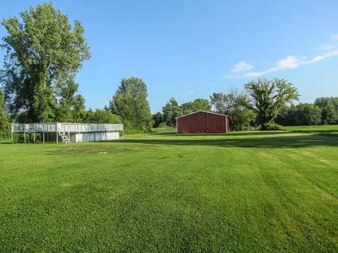 8286 Liss Rd, Willis, MI 48191 photo 5