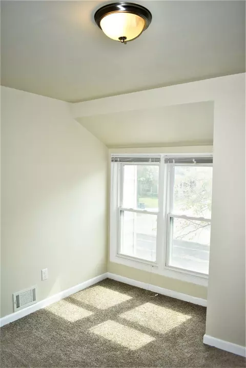115 E Main St, Milan, MI 48160 photo 23