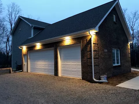 8477 Moon Rd, Saline, MI 48176 photo 5