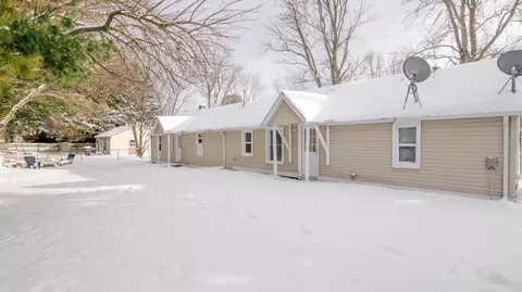19923 Weimer Dr, Belleville, MI 48111 photo 8
