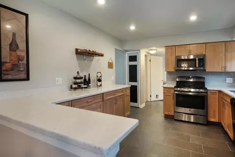 481 Springbrook Cres, Saline, MI 48176 photo 12
