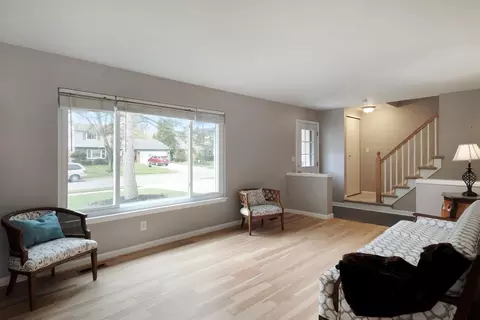 481 Springbrook Cres, Saline, MI 48176 photo 6