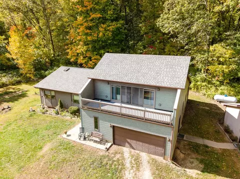 7290 S Draper Rd, Jackson, MI 49201 photo 2