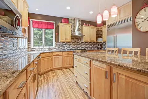 1826 Brookview Dr, Saline, MI 48176 photo 28
