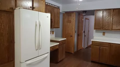 484 Marlpool Dr, Saline, MI 48176 photo 5