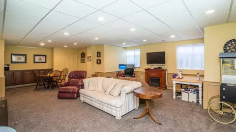 596 Darwin Ct, Saline, MI 48176 photo 61