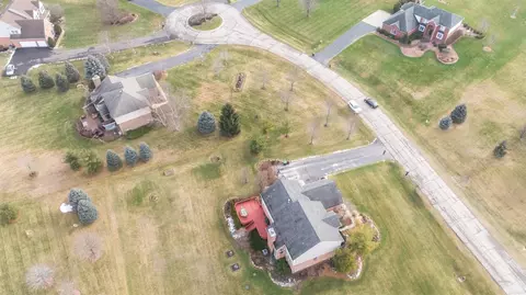 596 Darwin Ct, Saline, MI 48176 photo 70