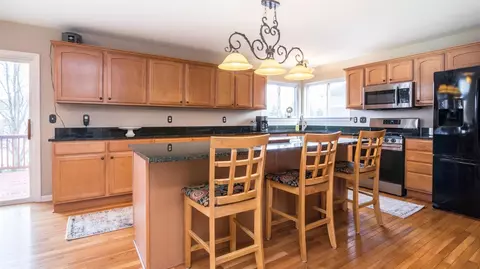596 Darwin Ct, Saline, MI 48176 photo 26