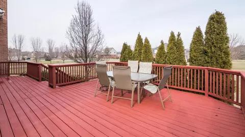 596 Darwin Ct, Saline, MI 48176 photo 7