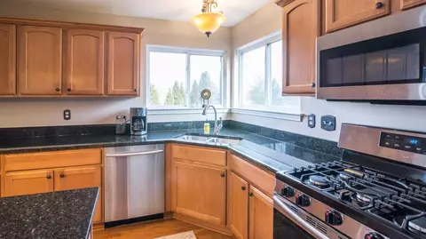 596 Darwin Ct, Saline, MI 48176 photo 28