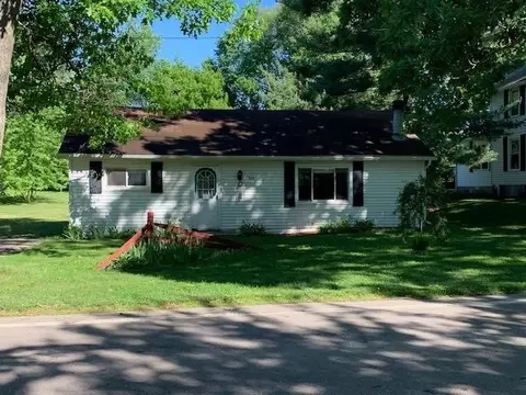 230 Stockbridge St, Gregory, MI 48137 photo 1