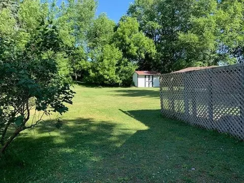 230 Stockbridge St, Gregory, MI 48137 photo 5