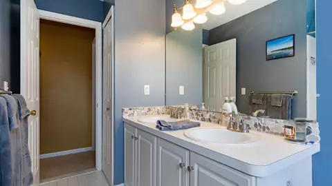 6423 Bedview Dr, Saline, MI 48176 photo 25