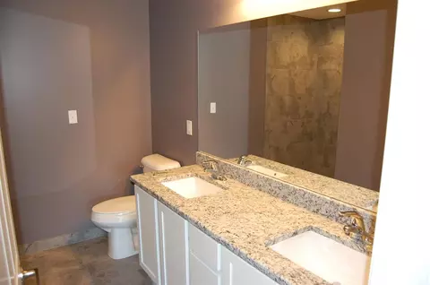 24084 Hemlock Dr, Flat Rock, MI 48134 photo 5