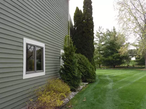 6460 Robison Ln, Saline, MI 48176 photo 5